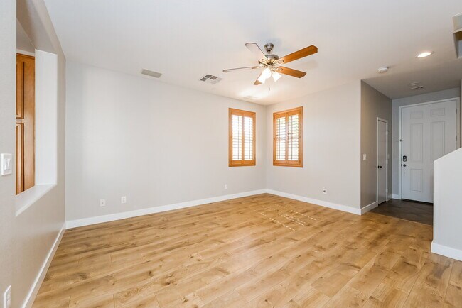 Building Photo - 44 Beach Haven Ave