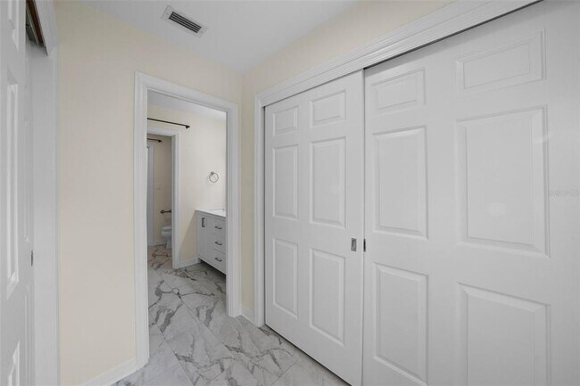 Building Photo - 4913 Andros Dr