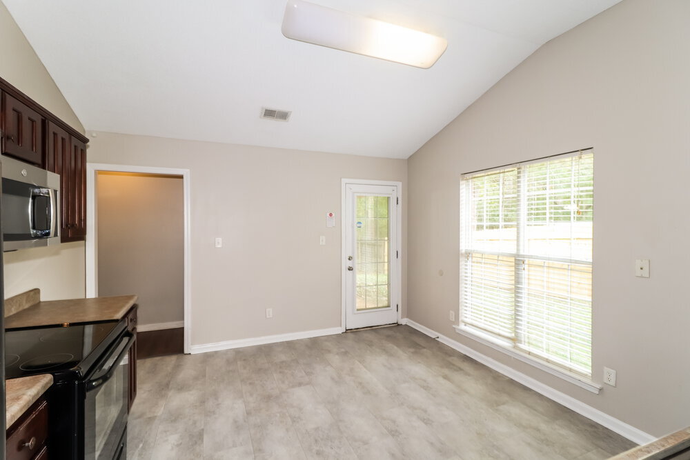 Building Photo - 10229 Cottage Farms Dr