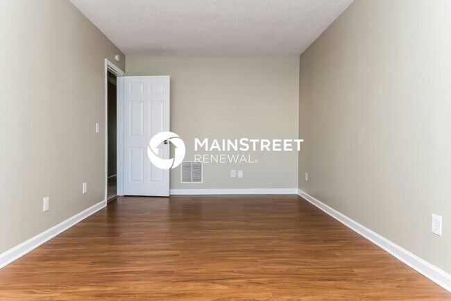 Building Photo - 3 Bedroom Pet-Friendly Home in Decatur, GA with Main Street Renewal