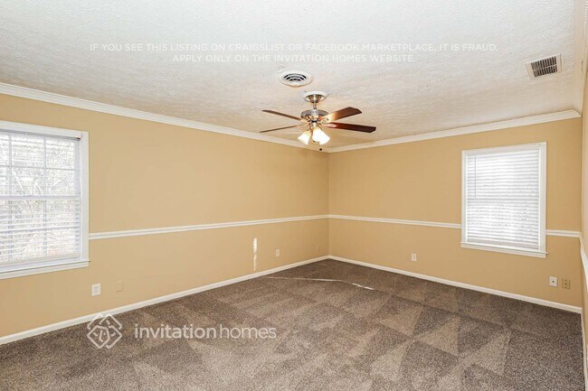 Building Photo - 5281 Shallow Wood Ln