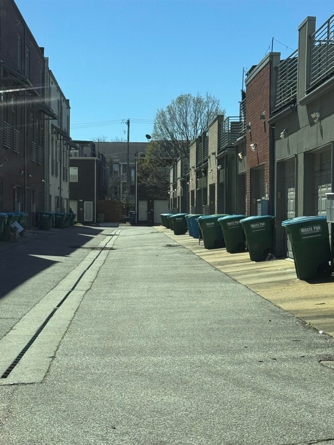 Building Photo - 620 Tennessee St