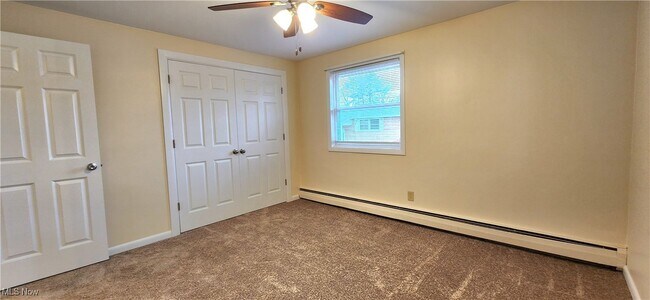 Building Photo - 204 Kennedy St