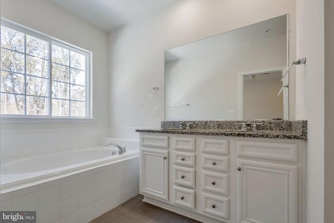 Building Photo - 2916 Koens Ct