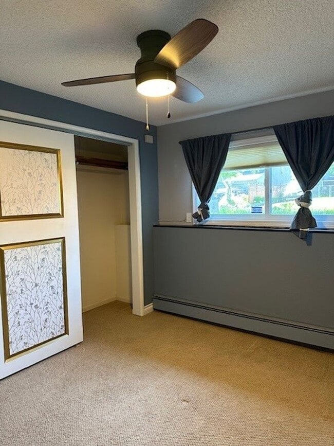 Building Photo - PRICE DROP!!!  The Perfect Family Home! La...