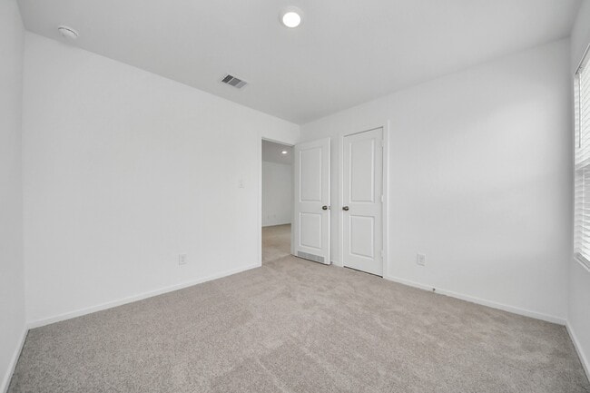 Building Photo - 1526 Amber Skies Ln