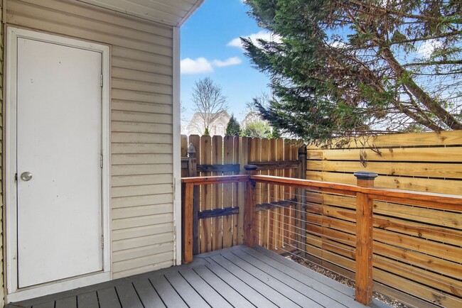 Building Photo - 4921 Windproof Way