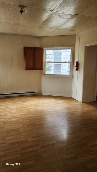 Eat in kitchen - 3247 Faronia St