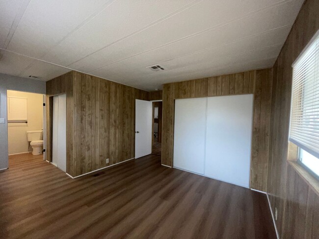 Building Photo - 43676 Brendan Ct