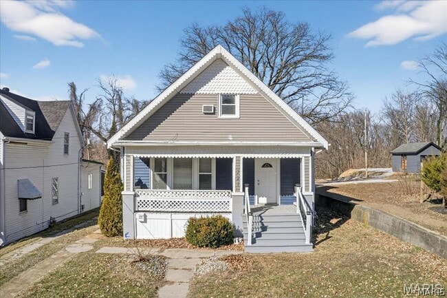 Building Photo - 221 Lebanon Ave