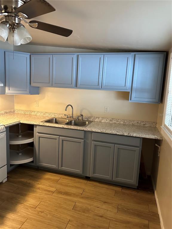 Building Photo - 1111 Willow Ave