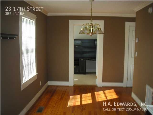 Building Photo - 23 17th St