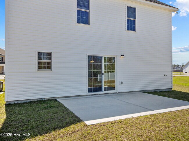 Building Photo - 358 N Ardsley Ln