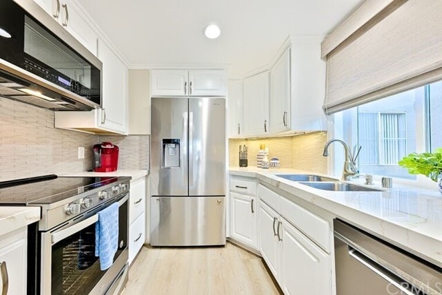 Building Photo - 420 Lake St