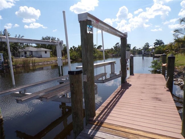 Building Photo - 15624 Hennipen Cir