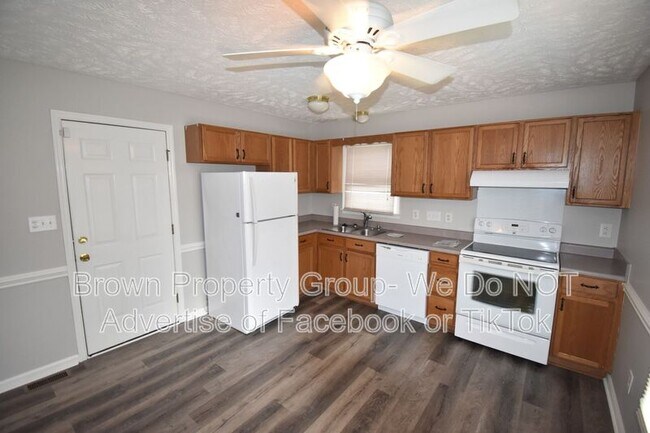 Building Photo - 6313 Applewhite Rd