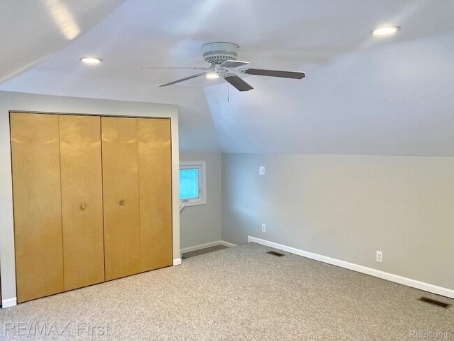 Building Photo - 611 Fairgrove Ave