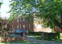 Building Photo - The Back Nine