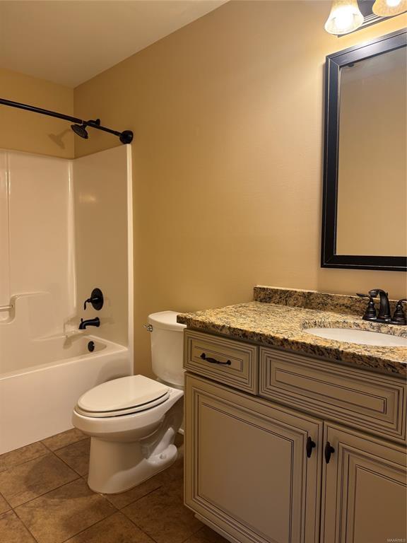 Building Photo - 436 Sydney Dr N