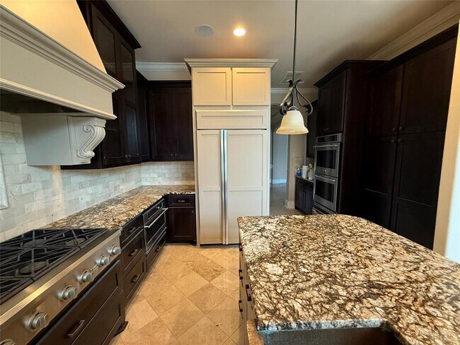 Building Photo - 25627 Fleming Lodge Ln