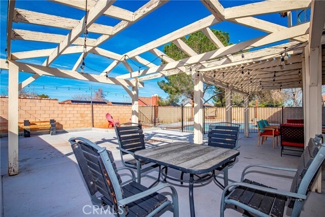 Building Photo - 2047 Westminster Dr