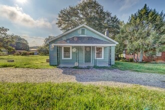Building Photo - 1286 Fallston Rd