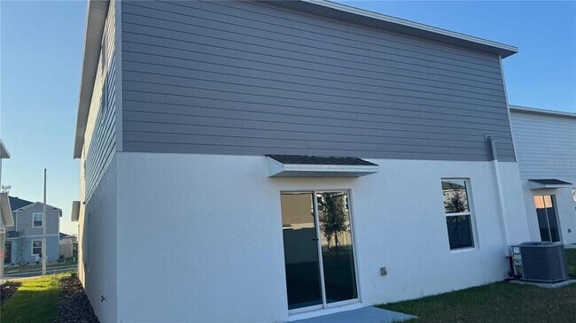 Building Photo - 2217 Rock Dr