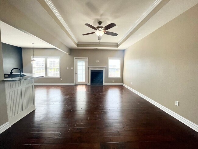 Building Photo - 150 Travis Blvd