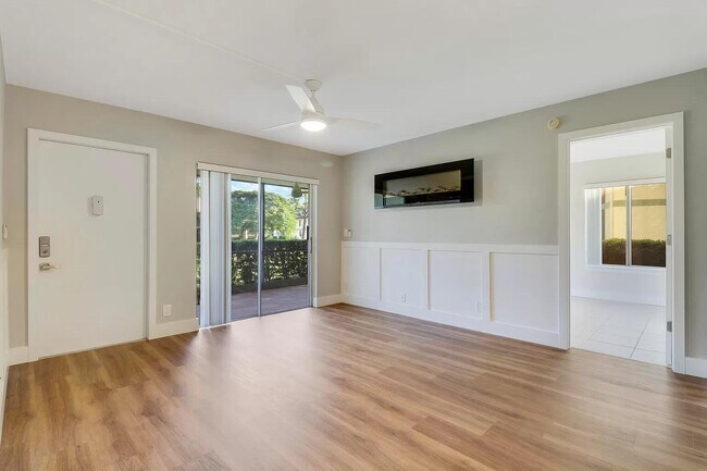 Building Photo - 6341 Chasewood Dr