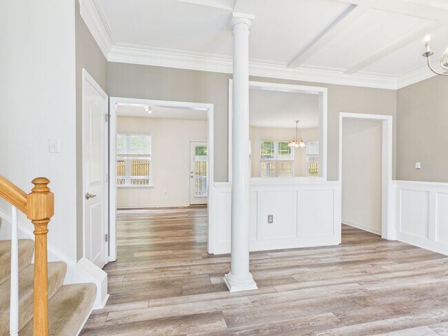 Building Photo - 3015 Chislet Dr