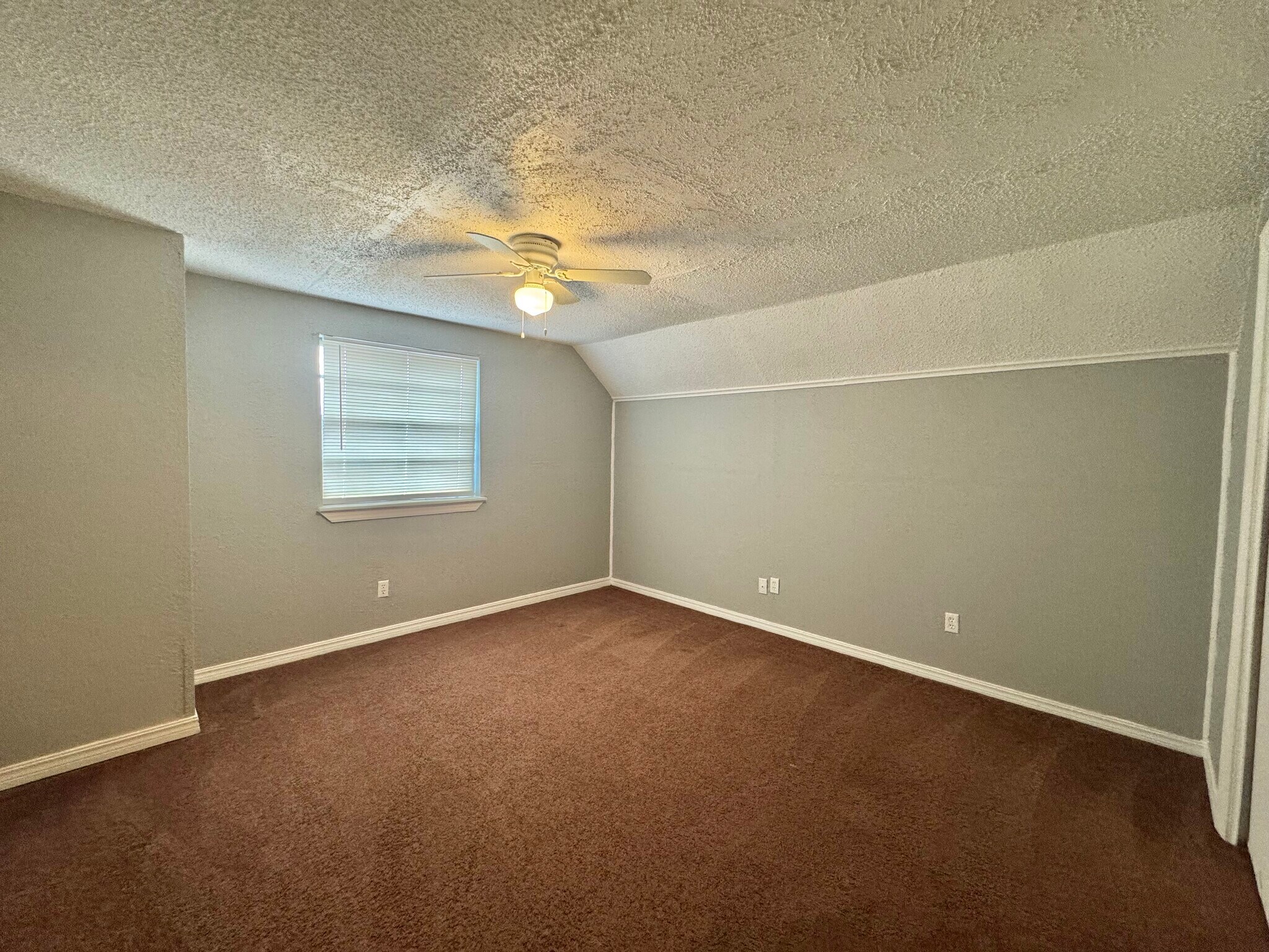 Building Photo - 3029 SW 62nd St