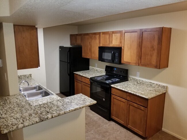 Building Photo - Upgraded West-Flagstaff Condo in the Arbors - 2 Bed, 2 Bath - NO Students & NO Pets! - Avail. NOW!!