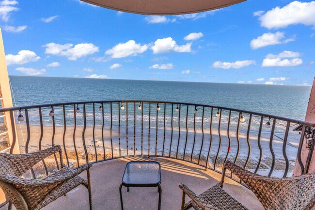 Building Photo - 2406 N Ocean Blvd