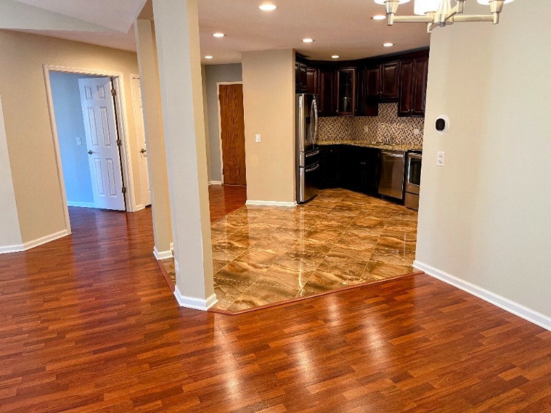 Building Photo - 1821 Fox Run Dr
