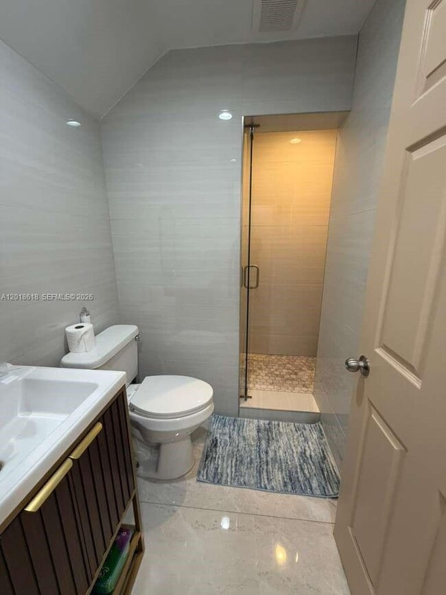 Building Photo - 5740 SW 57th Way