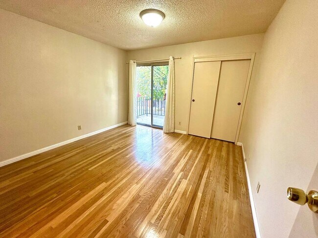 Building Photo - 1634 63rd St