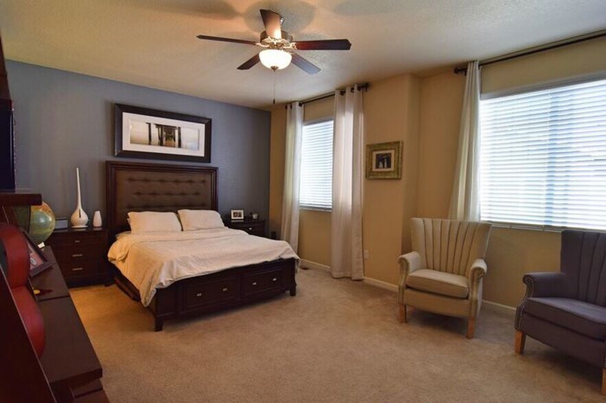 Building Photo - 5580 W 72nd Ave