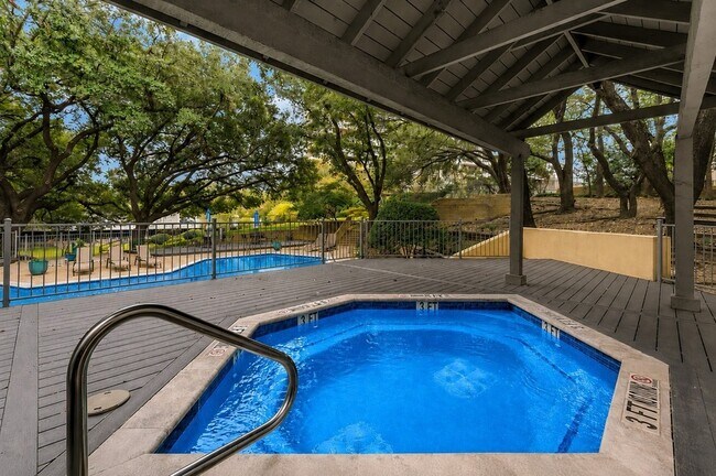 Building Photo - 3883 Turtle Creek Blvd