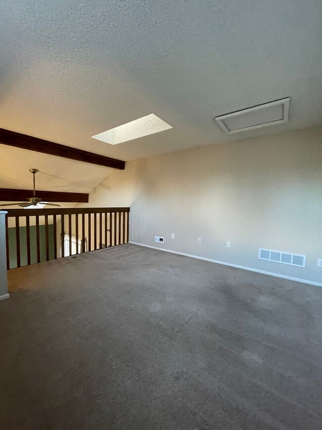 Building Photo - 3 Bed 2 Bath Condo in Westminster Availabl...