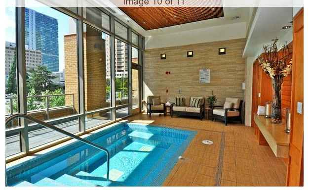 Building Photo - Bellevue Washington Square. One bed, One full bath. 1 Reserved parking. 17th floor. Concierge