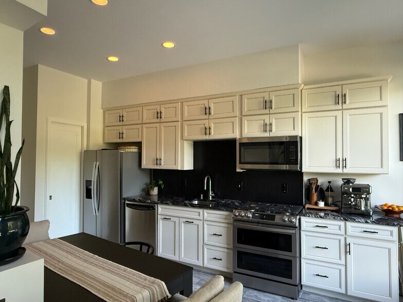 Building Photo - 4524 Mill Creek Pky