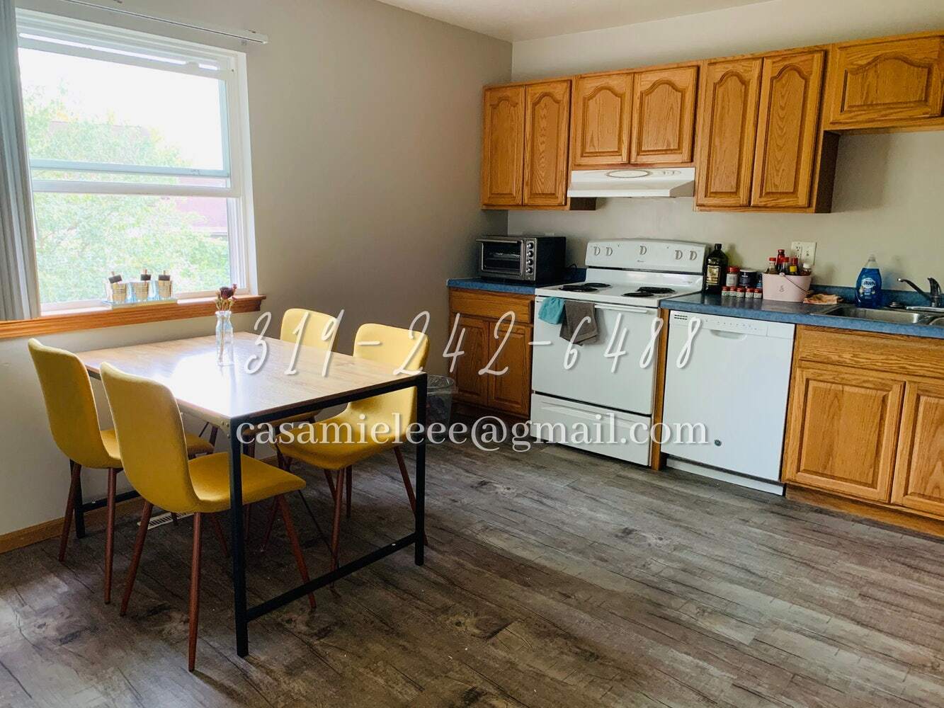 Kitchen - 2112 10th Street Pl