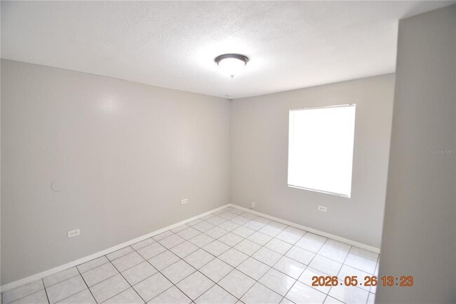 Building Photo - 4011 W Marietta St