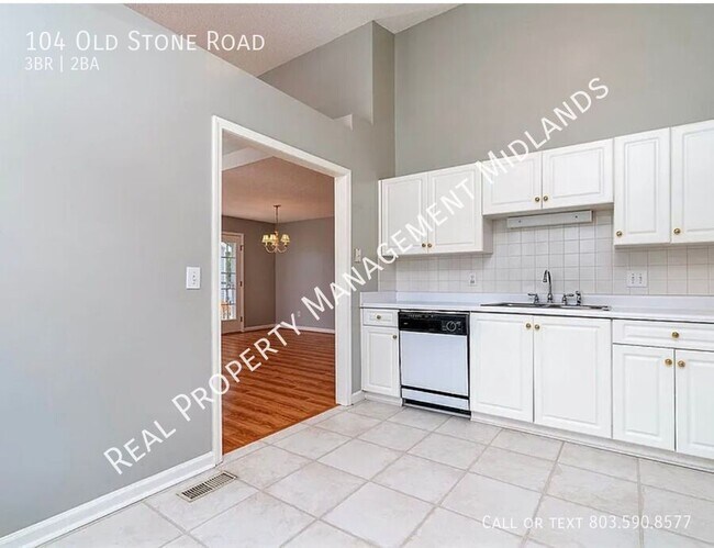 Building Photo - 104 Old Stone Rd