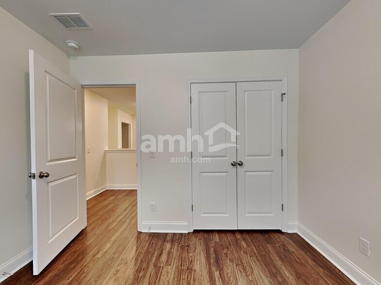 Building Photo - 508 West St