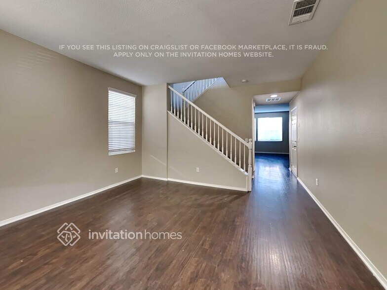 Building Photo - 34010 Leon St