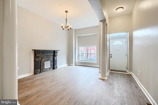 Building Photo - 1704 E Lafayette Ave