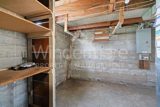 Building Photo - North Spokane Gem