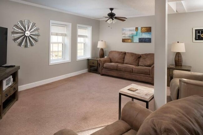 Building Photo - 7206 Sawyer Rd