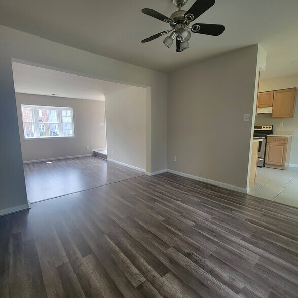 Building Photo - 3381 Ryon Ct